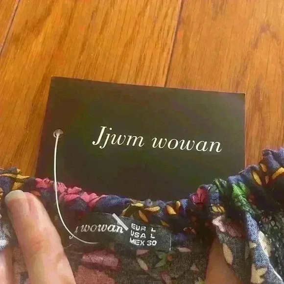 Puffy Cinched Flounce Sleeve Boho Feminine Floral Hippie Gypsy Peasant Crop Top - Picture 6 of 6